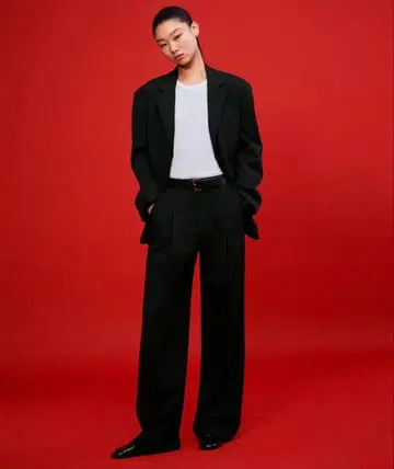 무신사 스탠다드 우먼 슬랙스 26