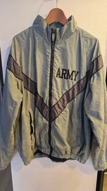 ARMY IPFU 트레이닝 자켓 카모플라쥬 그레이 데드스탁