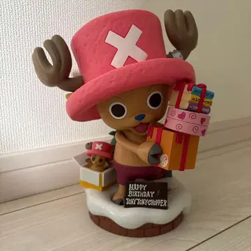 토니토니 초파 생일 피규어