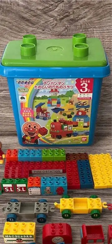 호빵맨 신나는 탈것 바케스 (덤 포함)