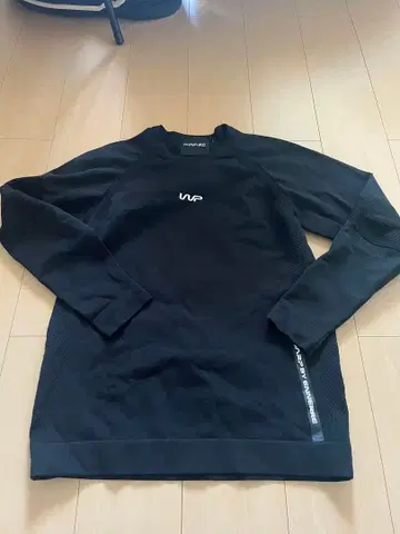 The Warp By Ennerre 크루넥 긴팔 풀오버