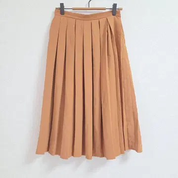 GU 플리츠 스커트 M 사이즈 플레어 심플 무지 무릎 아래 오렌지