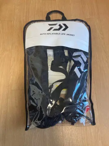 Daiwa DF-2608 자동 팽창 구명 조끼