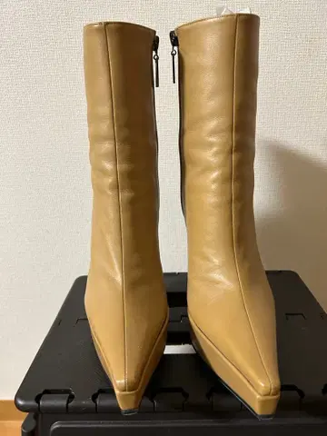 COMEX. 가죽 숏부츠 미사용 새상품 아무로 나미에 애용 브랜드