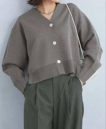 택 포함 새상품 유나이티드 애로우즈 그린 라벨 리브 가디건