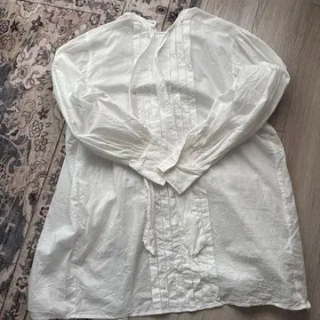 crinkle crinkle crinkle 리본 턱 블라우스