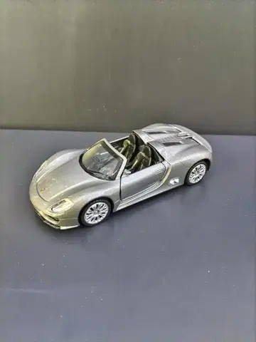 포르쉐 918 스파이더