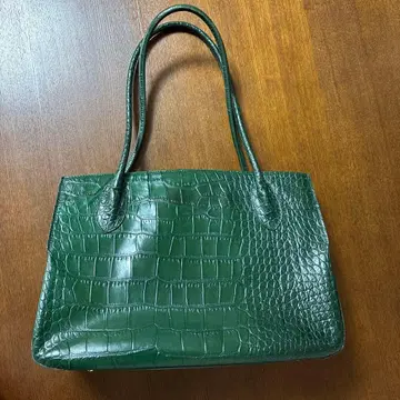 FURLA 크로커다일풍 핸드백