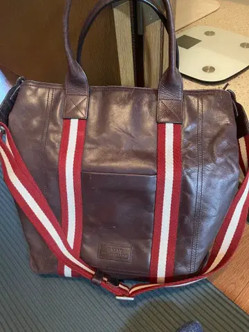 BALLY 다크 브라운 가죽 토트백
