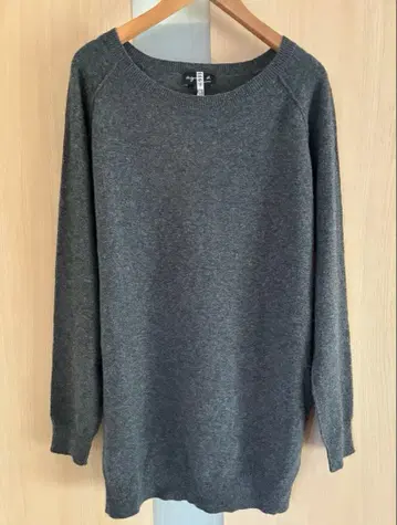 agnes b. 아네스베 캐시미어 100 니트 스웨터