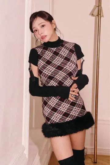 RANDY 벨티드 격자 무늬 퍼 미니 원피스 블랙 FL 사이즈