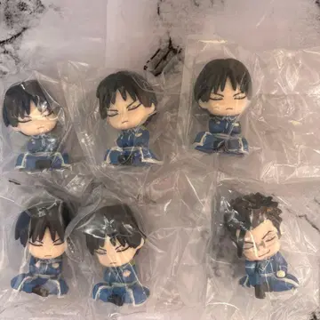 강철의 연금술사 어깨 쿵 머스탱 휴즈