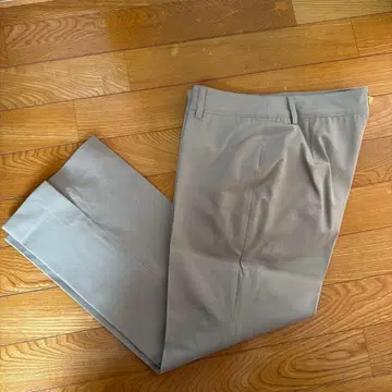 비즈니스, 평소 착용하기 좋은 베이지 팬츠