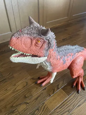 MATTEL 카르노타우루스 피규어 쥬라기 월드