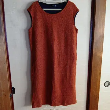 as know as de base 슬리브리스 오렌지 원피스