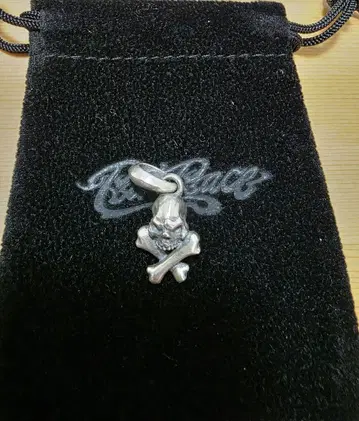 rat race 스컬 크로스본 목걸이 참