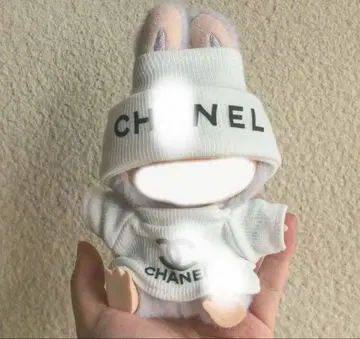 러브부 의류 옷 갈아입기