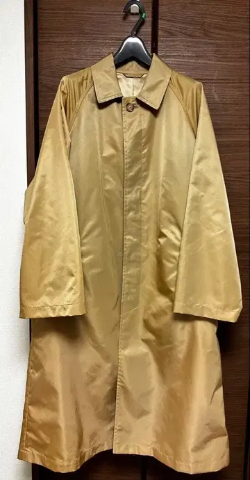 MB ULTIMATE FABRIC 퍼머넌트 코트 (베이지)