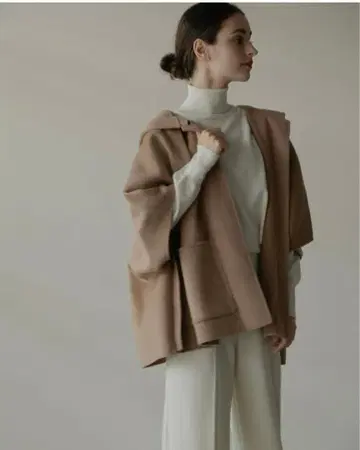 OHGA RIVER 판초 베이지 판초 케이프 코트