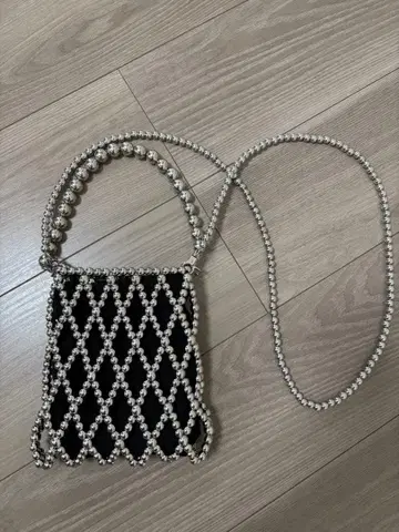 LEPSIM 비즈 숄더백 실버