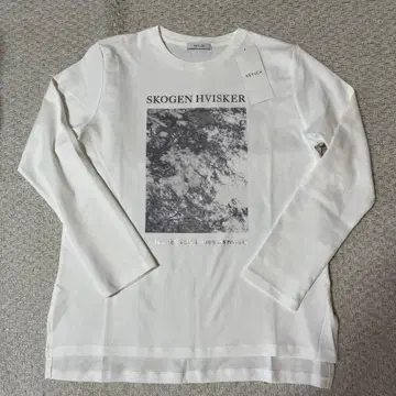 택 포함 새상품 KEYUCA 로고 긴팔 T셔츠