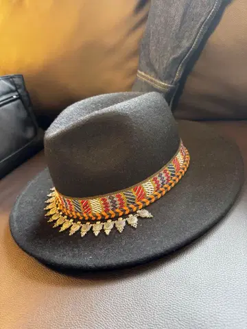 ZARA 햇 마니쉬햇 새상품급 장식