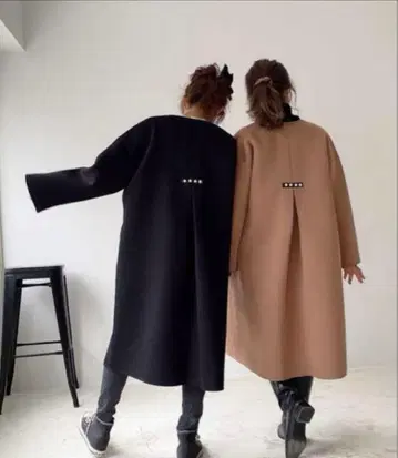 Myu 백 펄 본딩 코트