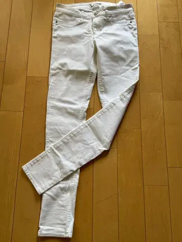 새상품 Abercrombie & Fitch 화이트 스키니 택 포함