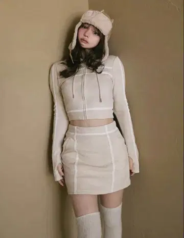 ANDMARY Eva line set up