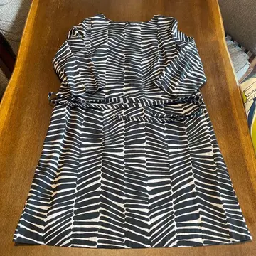 오늘 발송 새상품급 마리메꼬 40 7부 소매 원피스 심플 오늘 발송