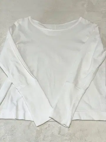 Hands of creation T셔츠 긴팔 화이트 T셔츠