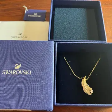 Swarovski 골드 깃털 목걸이 5505740 페더 금 골드