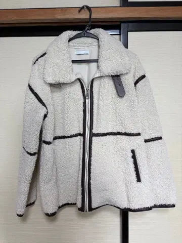 AUNT MARIE'S 보아 자켓 아이보리