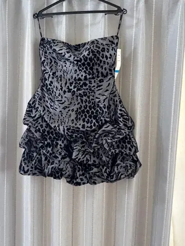 스냅 레오파드 무늬 원피스 7호 실버/블랙