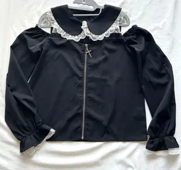 Ma RS 레이스 오프숄더 셔츠 블랙