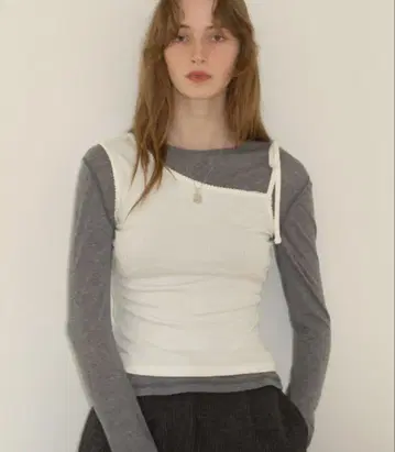 giunon 원숄더 리본 탱크