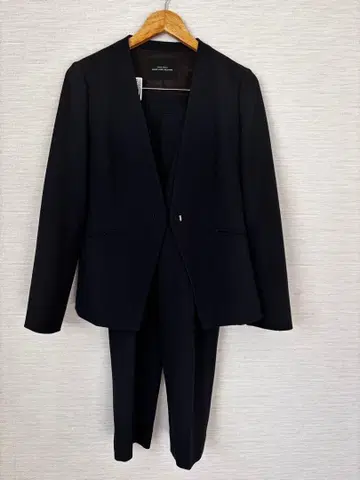 네이비 싱글 버튼 정장 세트