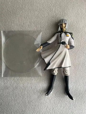 건담 SEED 이자크 피규어