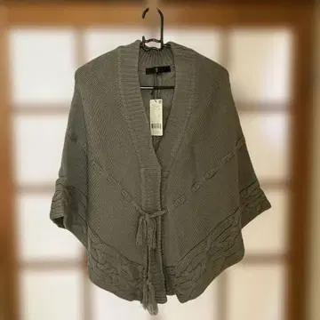 그레이 케이블 짜임 칠부 소매 판초