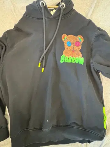 BARROW 곰 자수 블랙 후드티