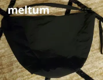 meltum 숄더백 블랙