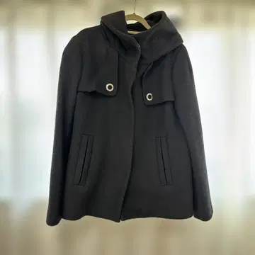 ZARA 후드 부착 코트