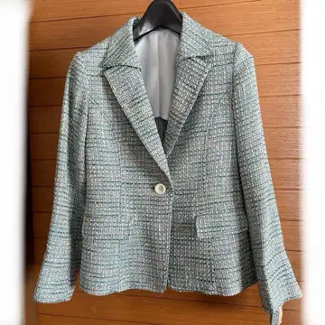 미사용 긴자 매기 트위드 자켓 사이즈 38 그린 계열