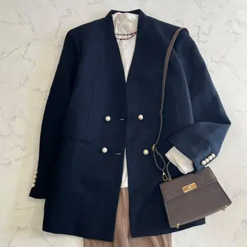 새상품급 루니 펄 버튼 노카라 자켓 네이비 38
