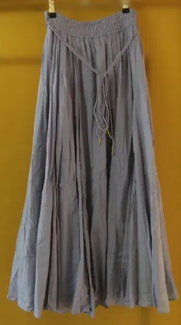 EMMEL REFINES 옅은 파랑 롱 스커트