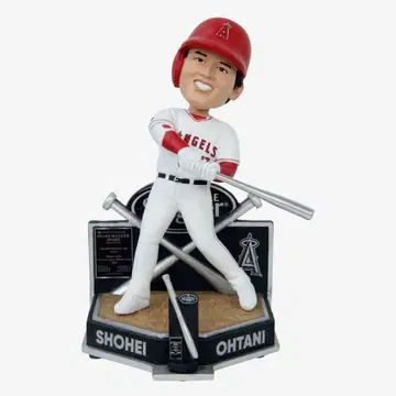 오타니 쇼헤이 [ 288개 한정판 ] 보블헤드 실버 슬러거상