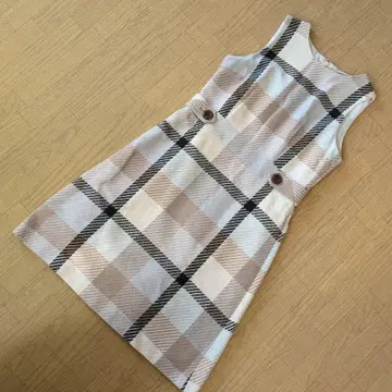 체크 무늬 슬리브리스 원피스 34