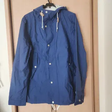 헬리 한센 마운틴 후드티