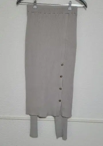 BARNYARDSTORM 리브 레깅스 부착 니트 스커트