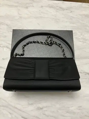 관혼상제용 블랙 포멀 백 리본 모티브 푸치 소와르 상자